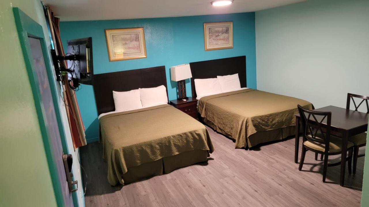 Trade Winds Motel Чилдресс Экстерьер фото