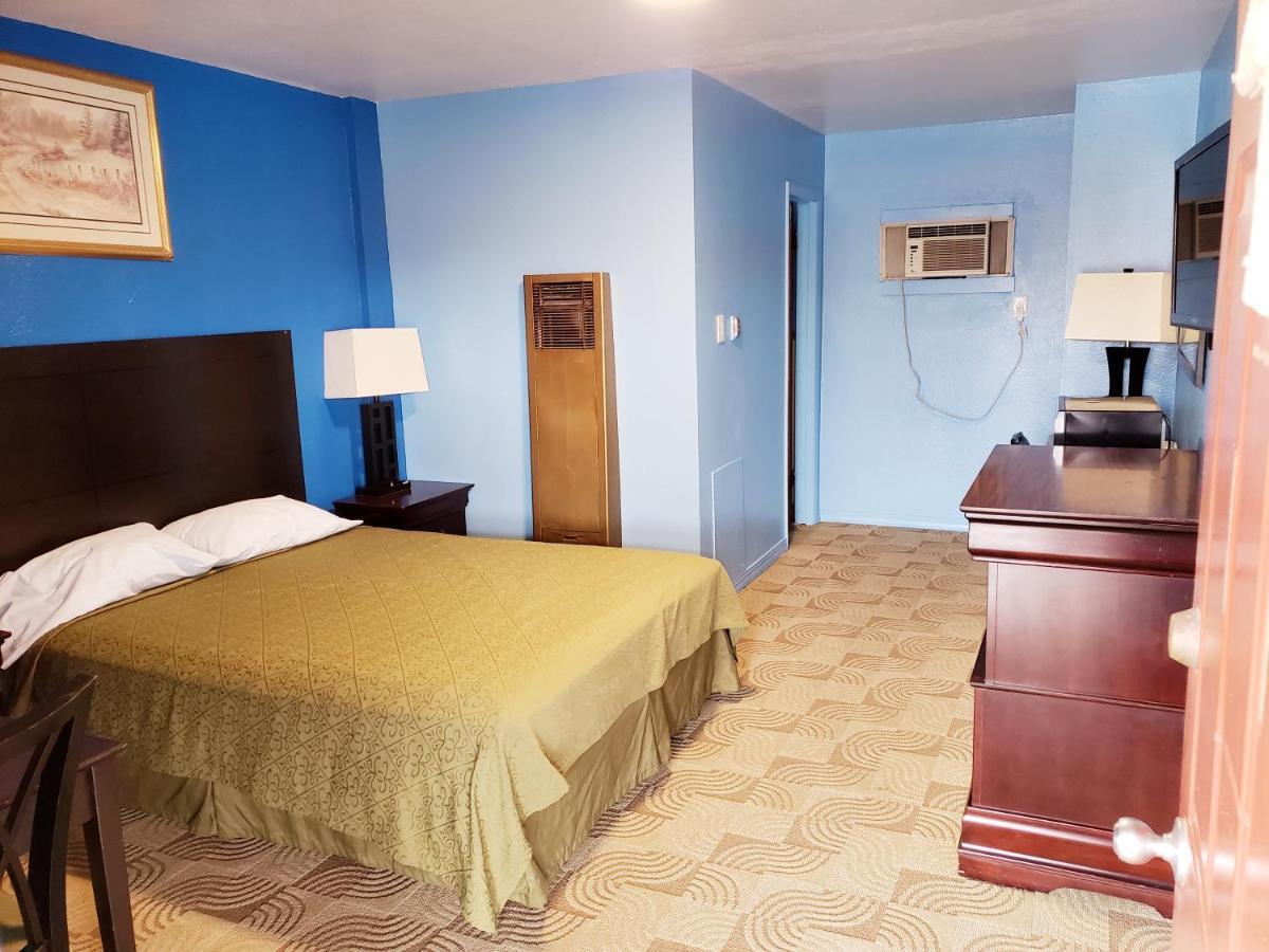 Trade Winds Motel Чилдресс Экстерьер фото